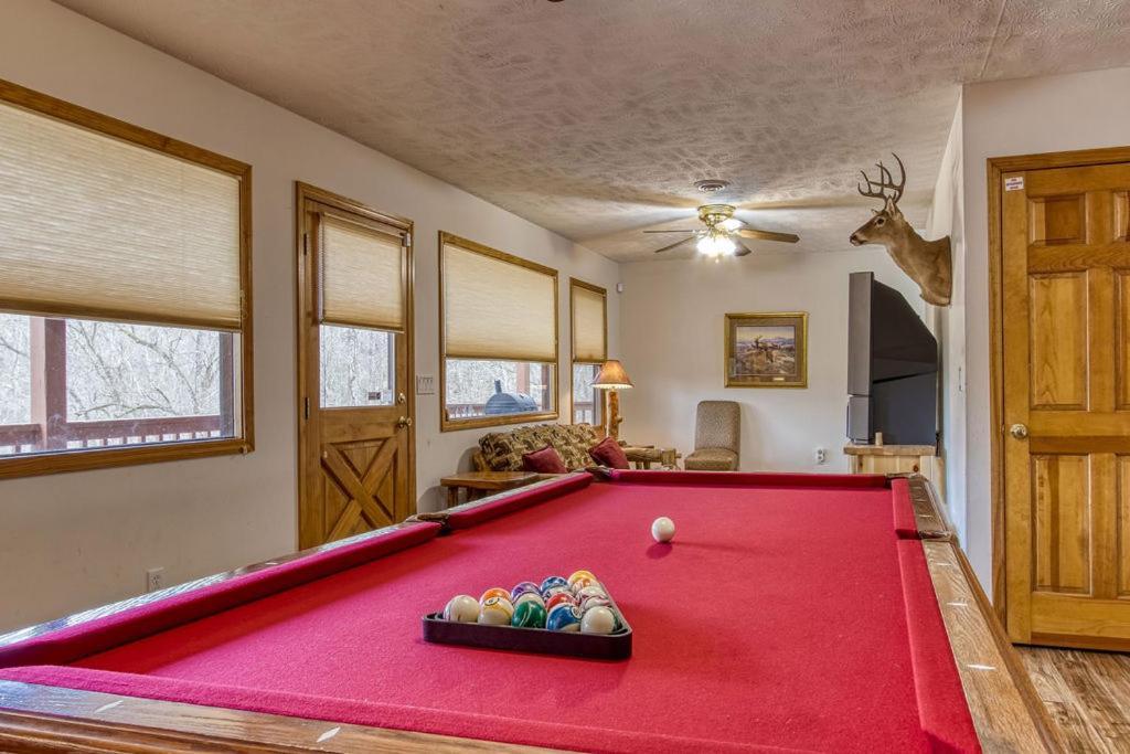 The Nuthouse Ii, Pool Table, Wifi, 1089 Free Tickets Each Paid Day, Dollywood And More Sevierville Exterior foto