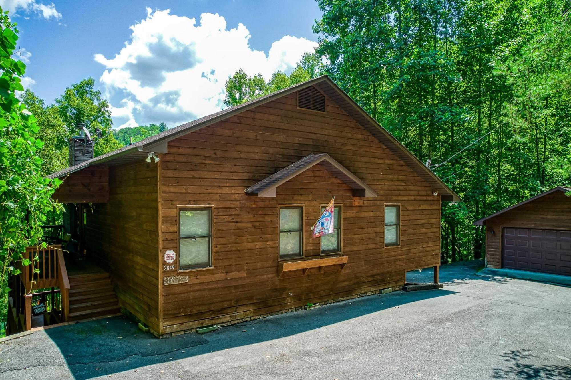 The Nuthouse Ii, Pool Table, Wifi, 1089 Free Tickets Each Paid Day, Dollywood And More Sevierville Exterior foto
